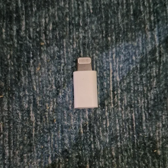 White USB Adapter - Picture 2 of 3